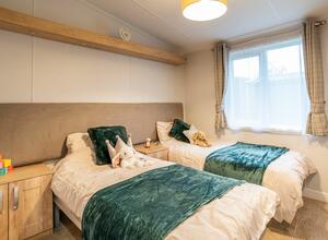 Sunseeker Sensation twin bedroom at Rockbridge Country Park