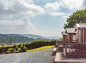 Blue skies and Welsh hills at Rockbridge Park