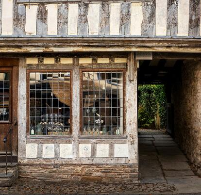 Presteigne high street old building