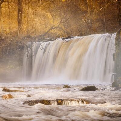 Waterfalls in Wales 5 star touring park