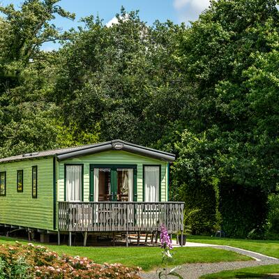 Arrow Bank peaceful 5 star caravan holiday park